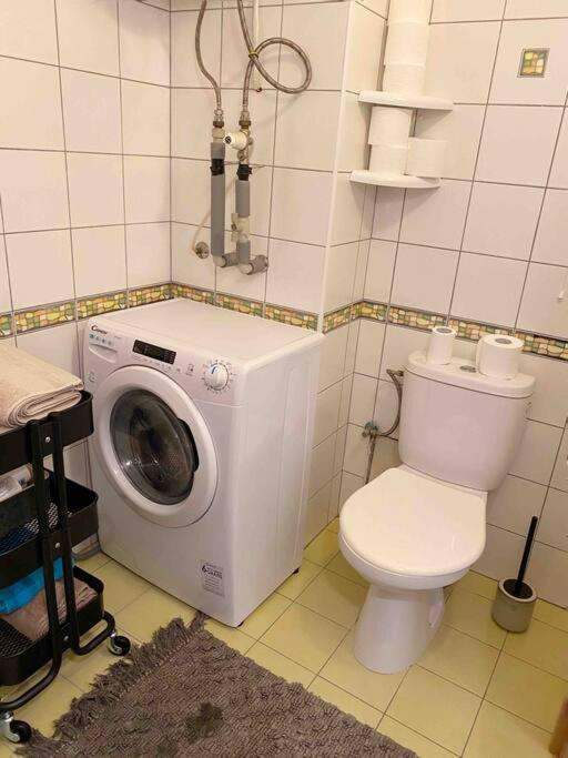 Cozy And Warm Apartment In The Heart Of Karlsbad Zewnętrze zdjęcie